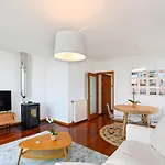 Leca Front Luxury Penthouse Apartment *