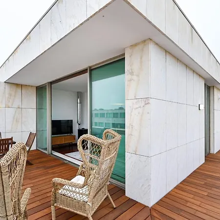 Luxury Oceanfront Penthouse In Leca Da Palmeira