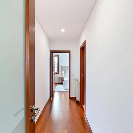 Apartament Leca Front Luxury Penthouse *