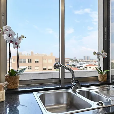 Leca Front Luxury Penthouse 아파트