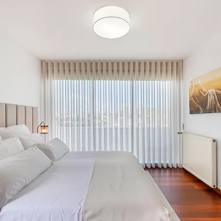 Luxury Oceanfront Penthouse In Leca Da Palmeira Appartement