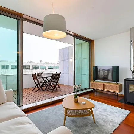 Leca Front Luxury Penthouse Apartament *