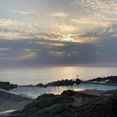 아파트 Leca Front Luxury Penthouse *