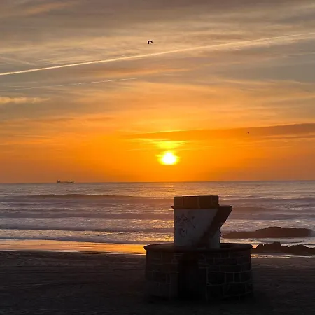 Leca Front Luxury Penthouse 아파트 *