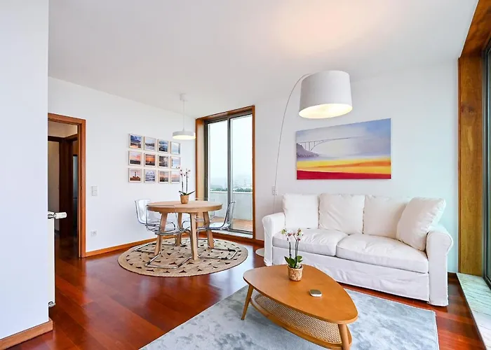 Leça Front Luxury Penthouse