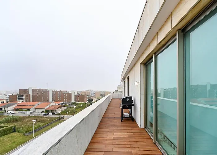 Leça Front Luxury Penthouse Apartamento *