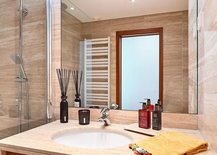 Leca Front Luxury Penthouse * 레카다팔메이라