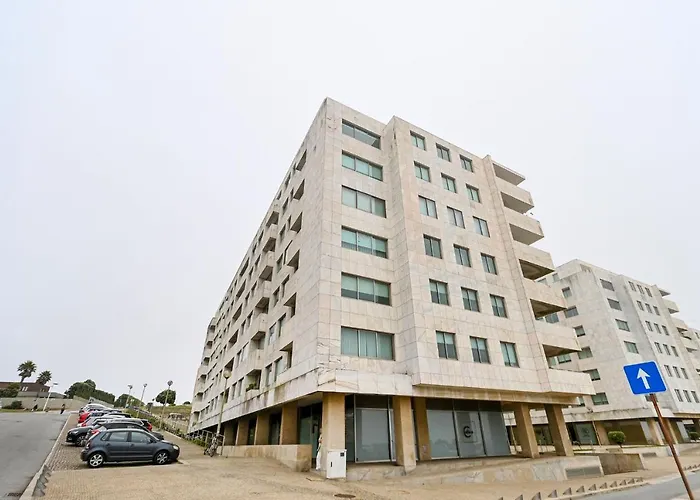 아파트 Leca Front Luxury Penthouse *